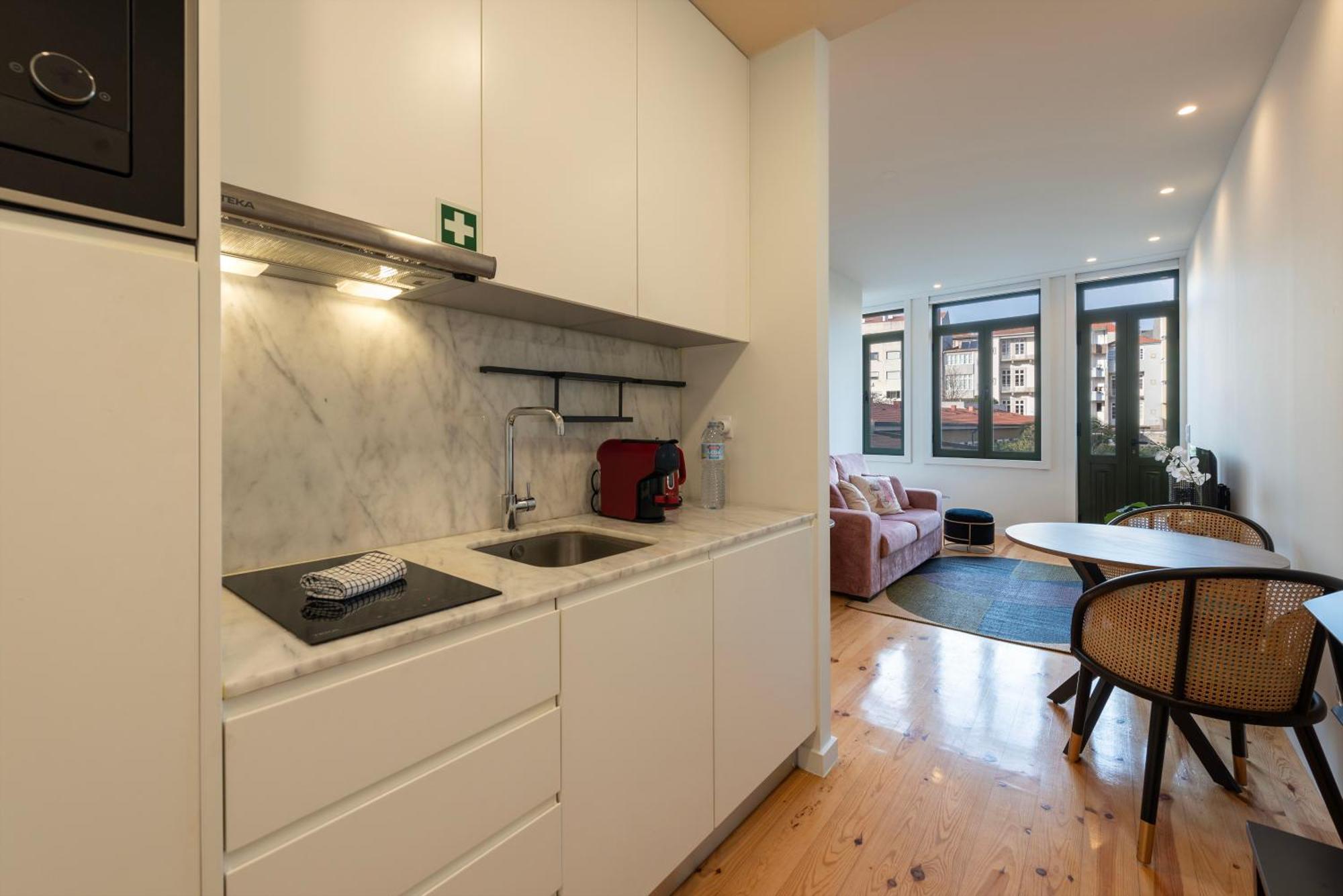 Chic Porto Hideaway: Pool & Garden Apartment Bagian luar foto